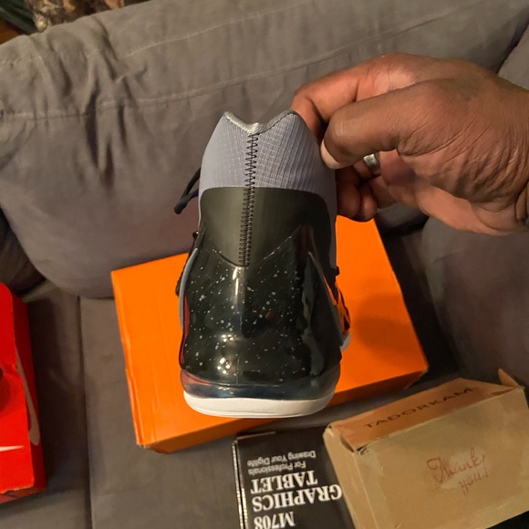 Nike black and grey - Picture 3 of 6